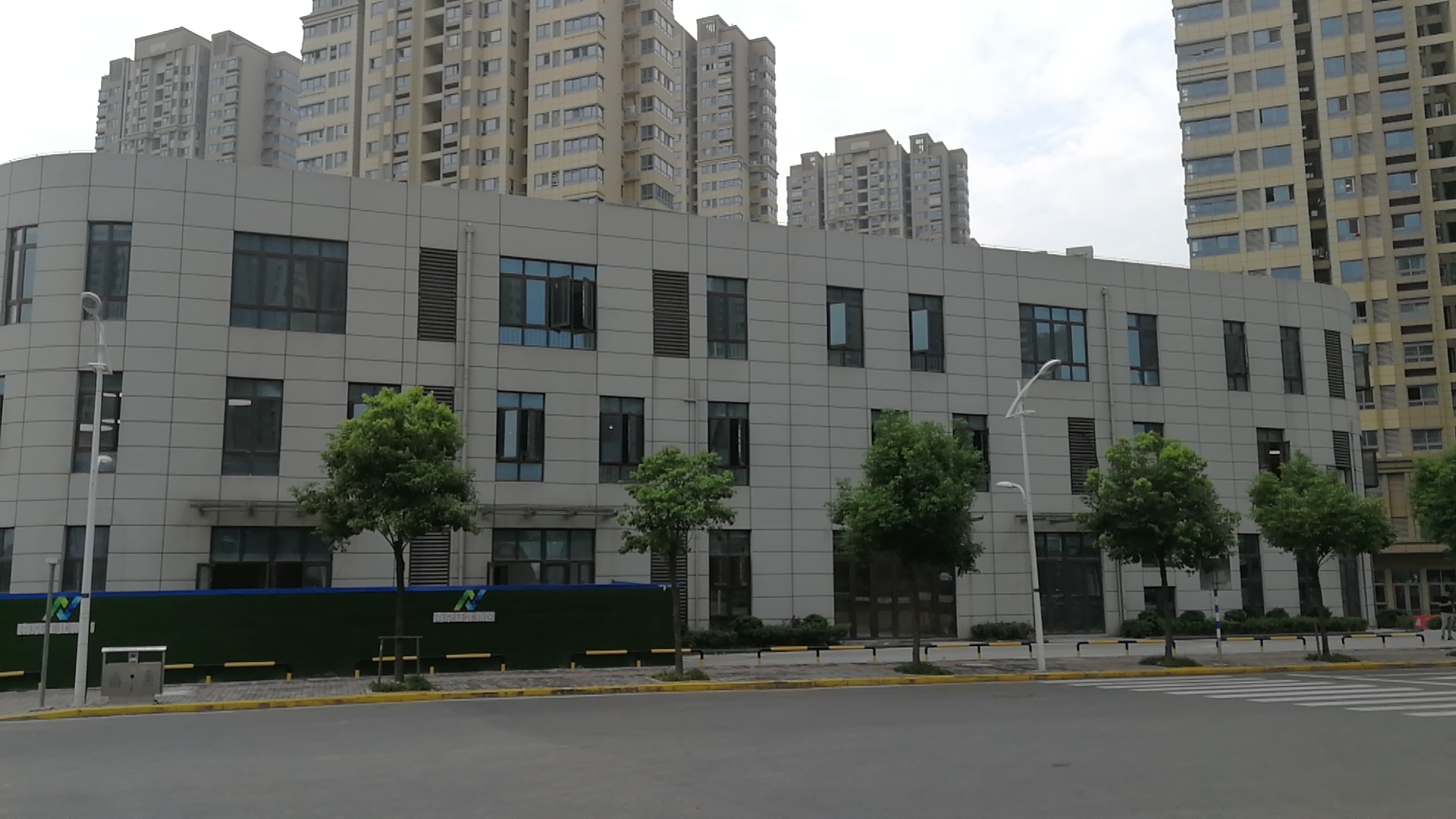 老哥俱乐部-老哥必备的交流社区