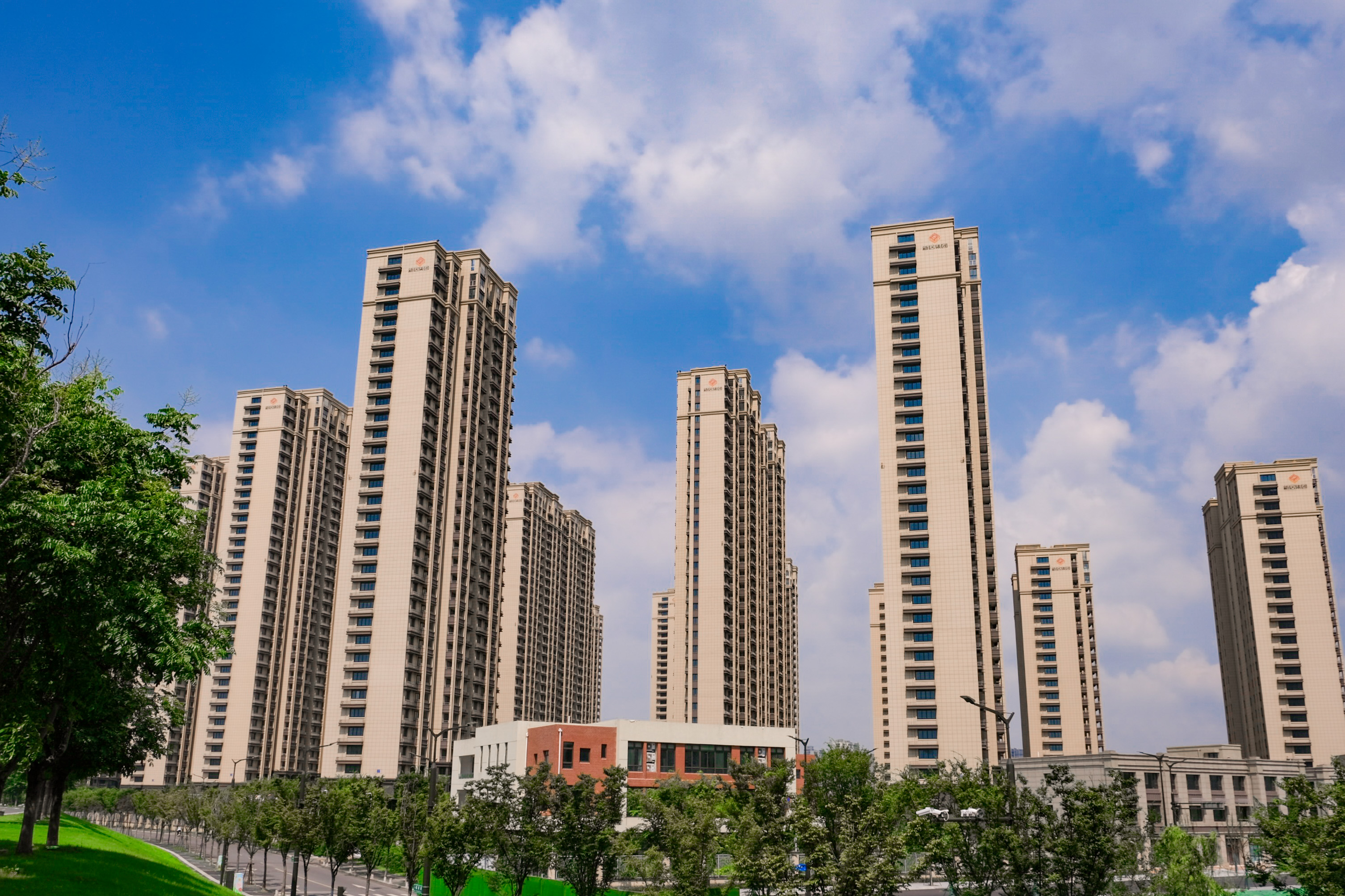 老哥俱乐部-老哥必备的交流社区